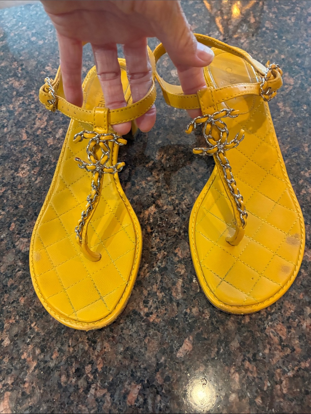 CHANEL Yellow Quilted Leather T-Strap Sandals with Chain CC and new sole protect